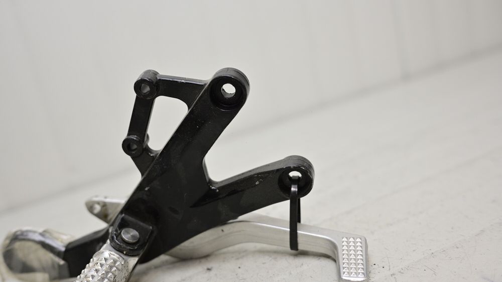 Suport Scarita Fata Dreapta Cu Pedala Frana BMW S1000RR K46 2009 -