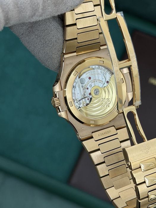 Patek Philippe Nautilus 5711 Everose Gold