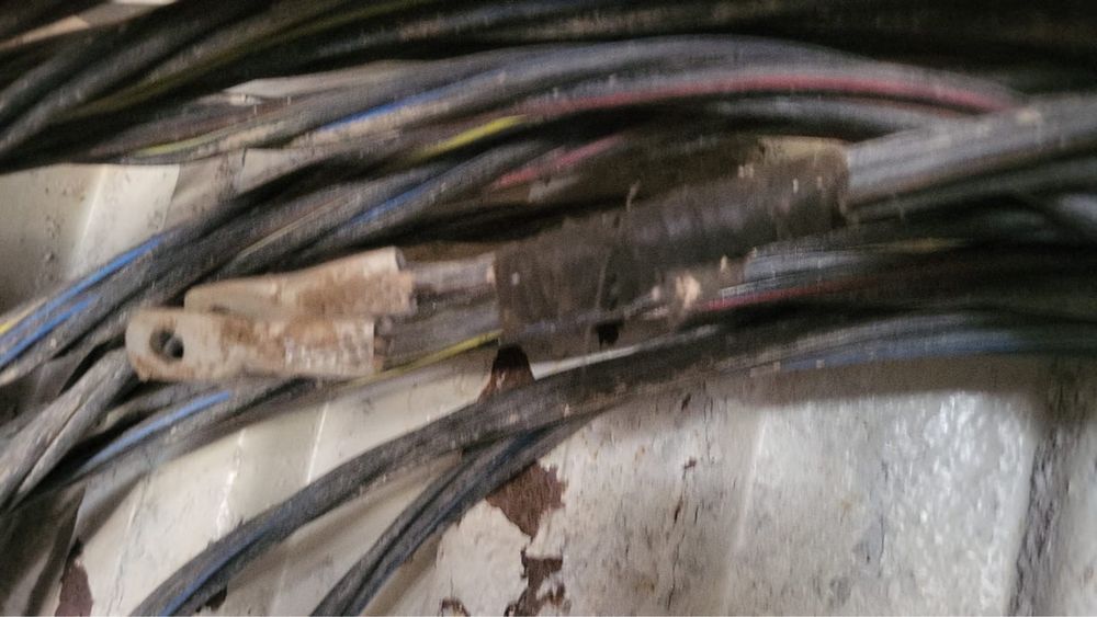 Кабель высоко вольтный