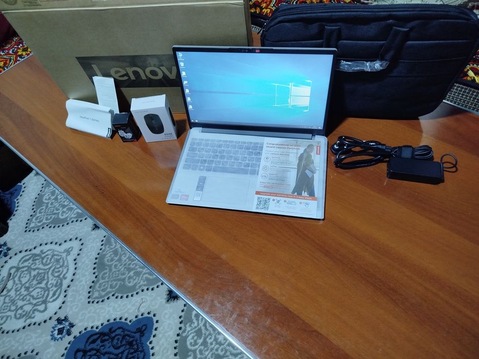 Lenovo ideapad slim 1