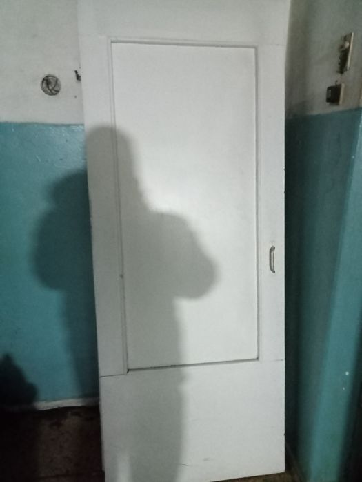 Отдам даром двери дерявянные