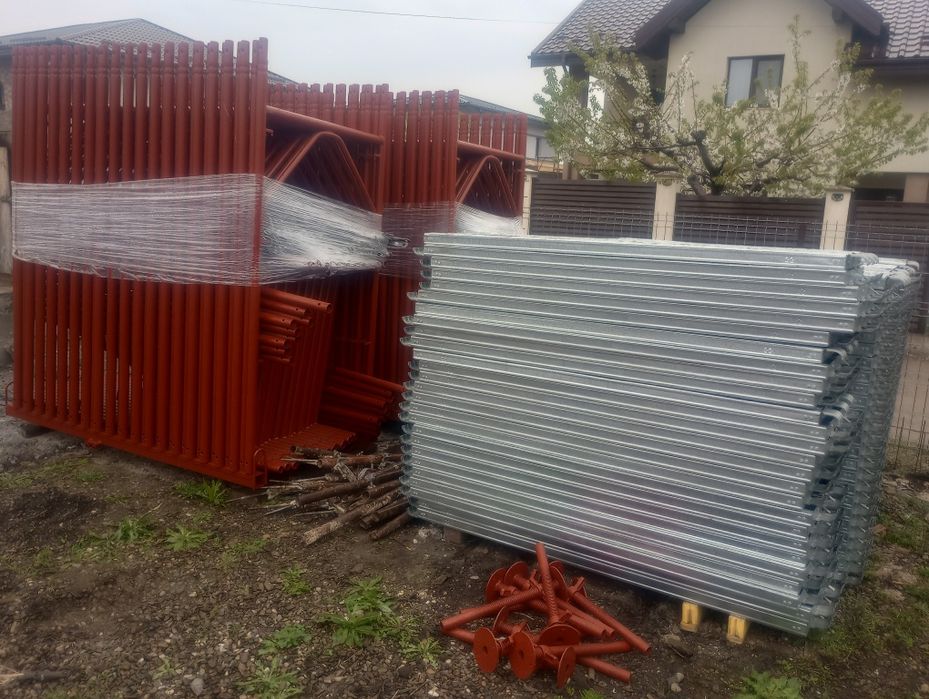 Închiriez schela metalica