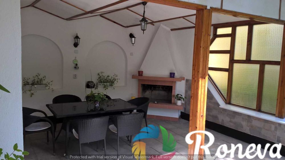 Продава се Етаж от къща в Варна, Бриз - 225 кв.м за 7 €/кв.м - Снимка #1