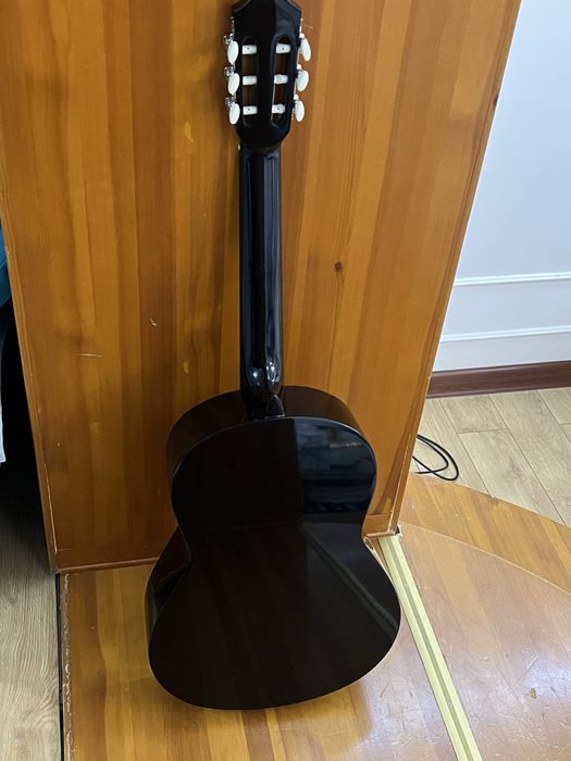 Yamaha c40 black Новая!