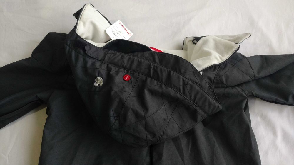 Ново висок клас детско сноуборд / ски яке O'Neill Freedom size 152 10K