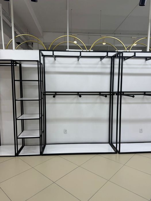 Продается торговые стеллажи