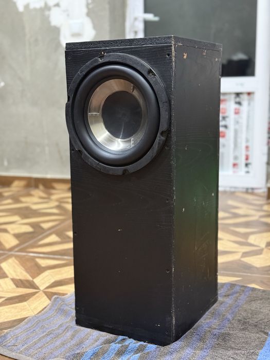 сабвуфер 300 наминал