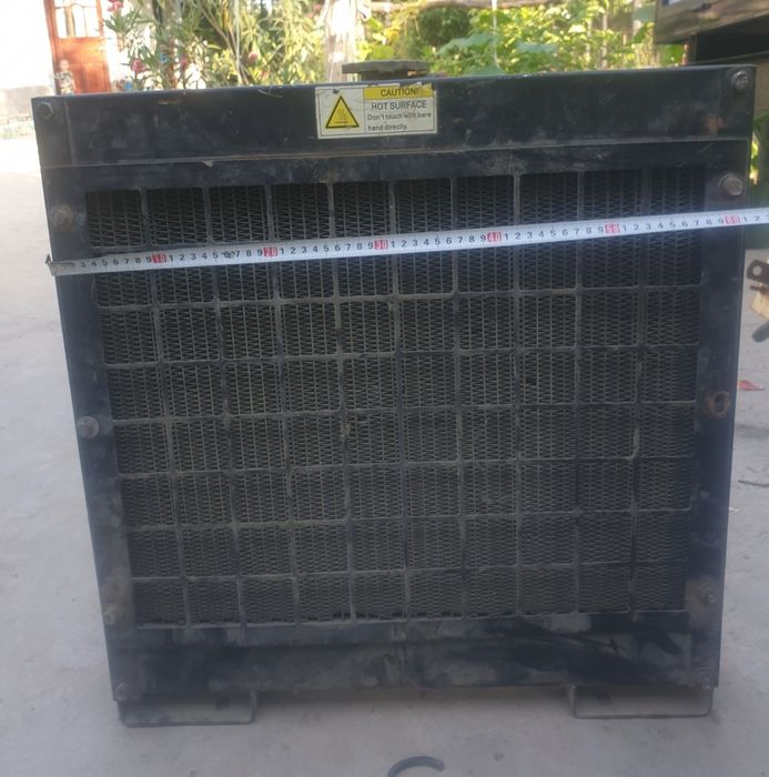 Radiator generatordan yechilgan