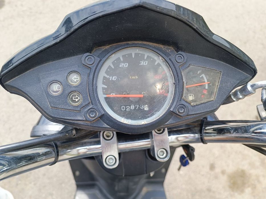 Продам скутер Бмс