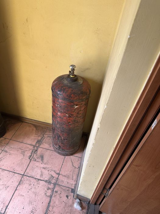 Продам газ баллон