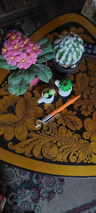 Цветы разные искусственные 25000сум