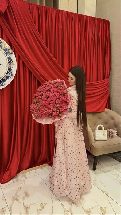 необычные платье