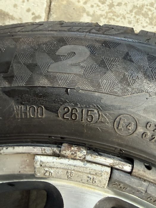 Гуми с джанти  195/65 R15 +болтове 20броя