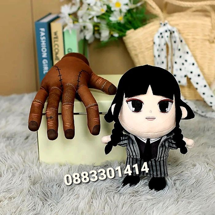 Ръката от Семейство Адамс Нещото Helloween Хелоуин Уенсдей