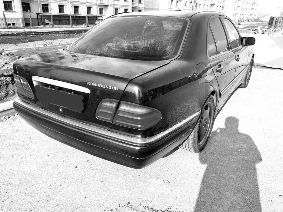 Мерседес 210 Е 200 компрессор автомат