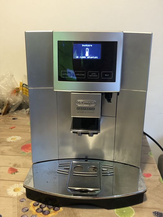 Aparat Delonghi Perfecta Capucino Graphing Touch
