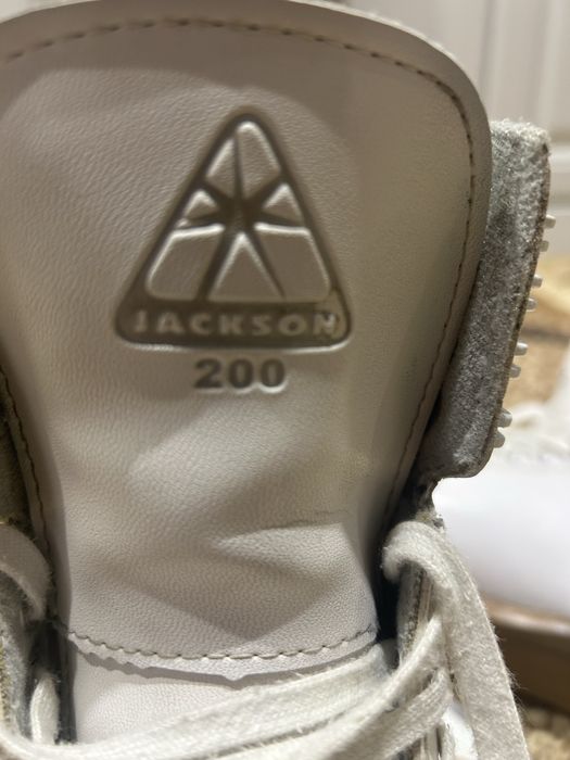 Продам, коньки женские