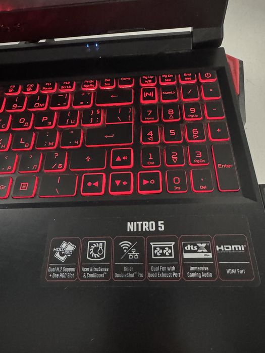 Acer nitro 5 геймърски лаптоп