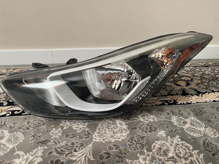 Фара хюндай элентра(оригинал)