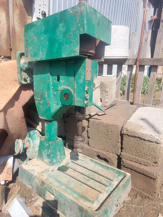 Сверьлиный станок