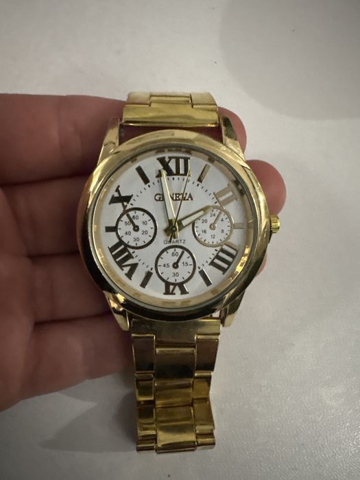 Златни Часовници