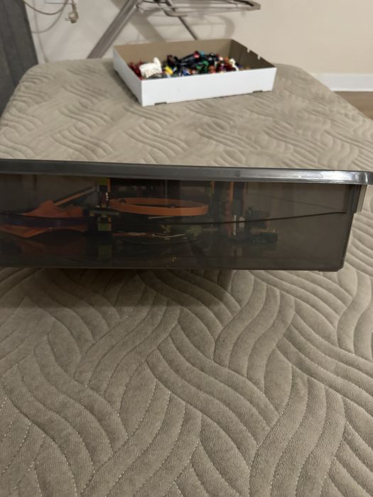 Продаю коробку с лего-20 000  тогрг возможен