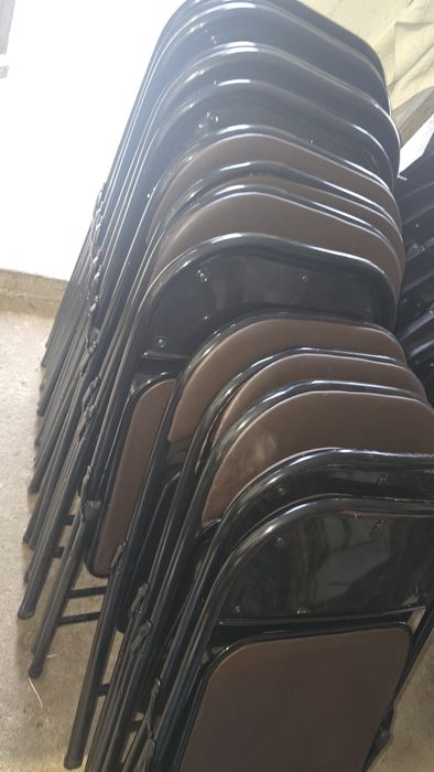 Маси изработени от дърво