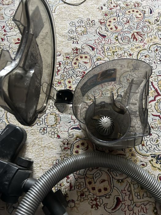 Пылесос Philips 2000w