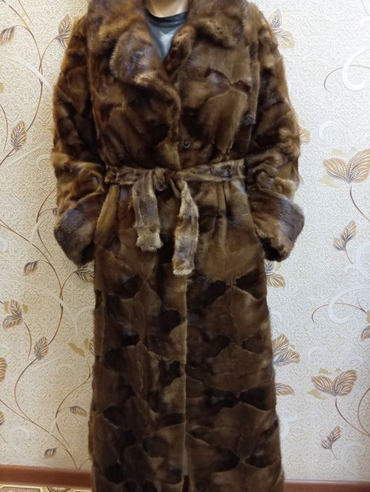 Продам норковую шубу в хорошем состоянии