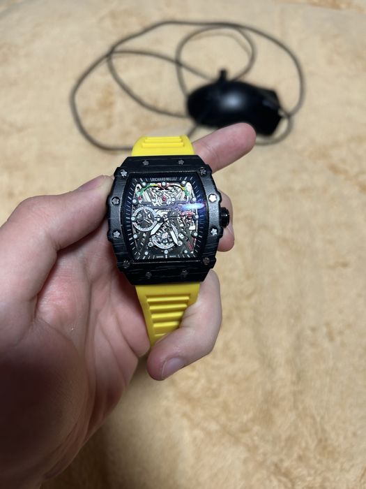 Vand ceas richard mille