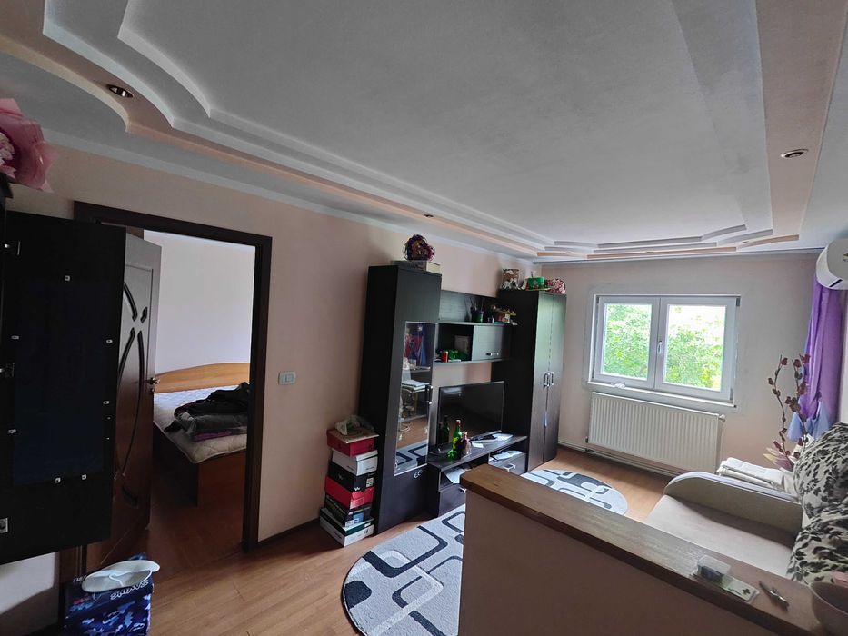 2 camere, 49mp, zona centrala ( Str Cuza Voda)