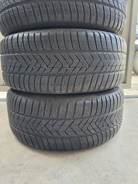 4 Броя 275/45/20 Pirelli 2x6,5mm 2x5,2mm RunFlat