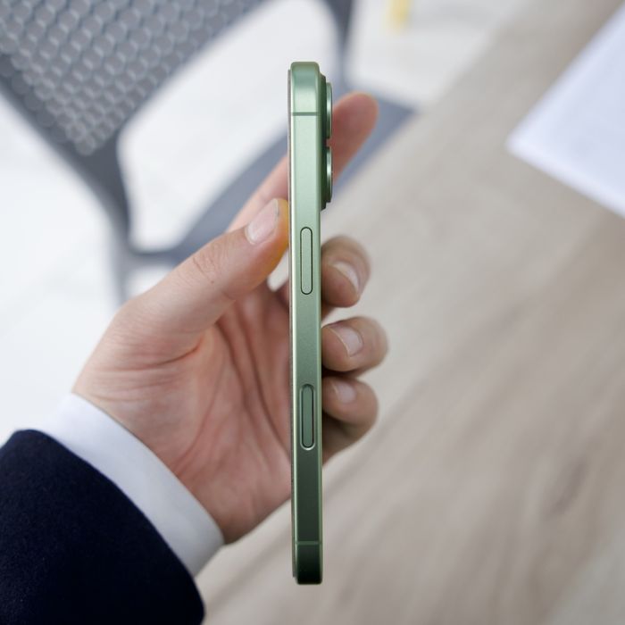 Iphone 17 Sotiladi | Korobka & Document Joyida
