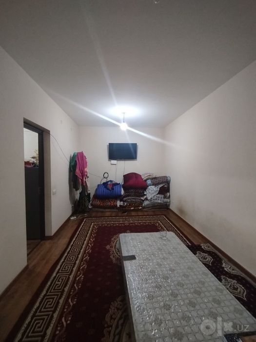 Sotiladi 2 xona srochno choshtepa