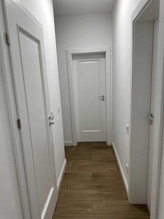 Дава се под наем Тристаен апартамент в София, Витоша - 120 кв.м за 1000 € - Снимка #2