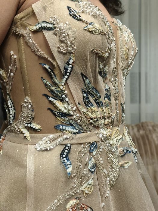 Ефирна Златна Рокля за абитуриентски бал, годеж, специален повод