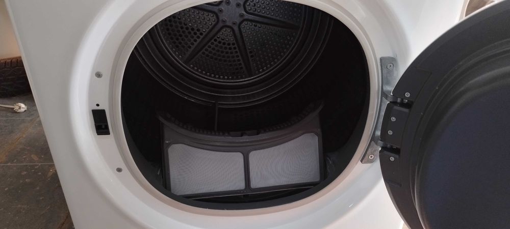 Сушилня Bauknecht  клас B 8 кг. внос от Германия