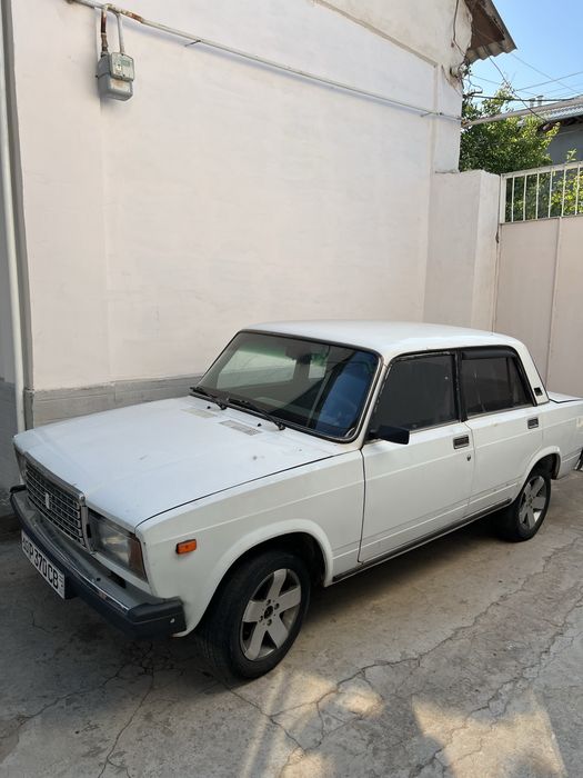 Vaz 2107 benzin  2002yil