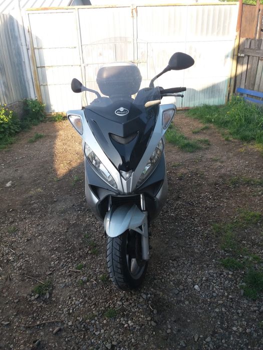 Scuter Malaguti Madison 3, maxi-GT, 2007, 125cc