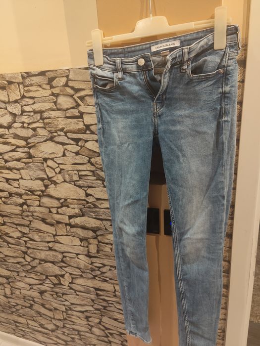 Blugi utilizați stare buna