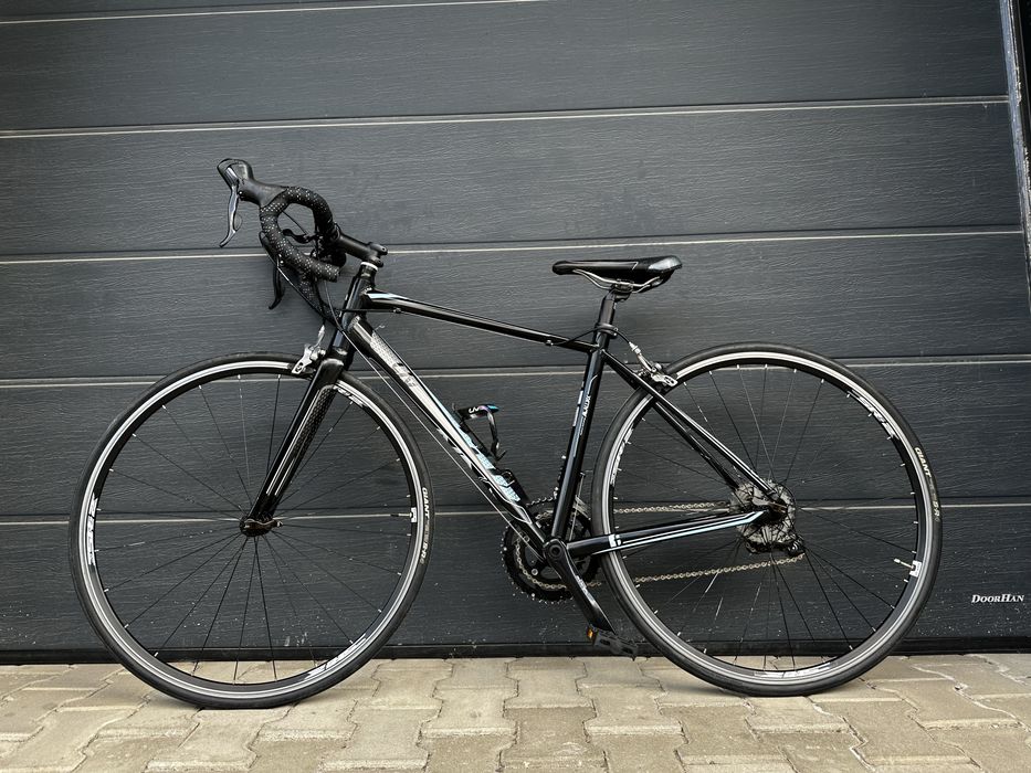 Шосеен велосипед Giant Liv 47см 28” 2х9