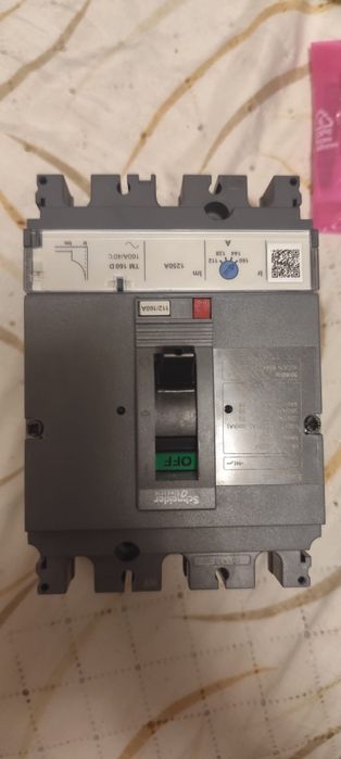 Întrerupător de putere 3P 160A 36kA EasyPact Compact CVS Schneider