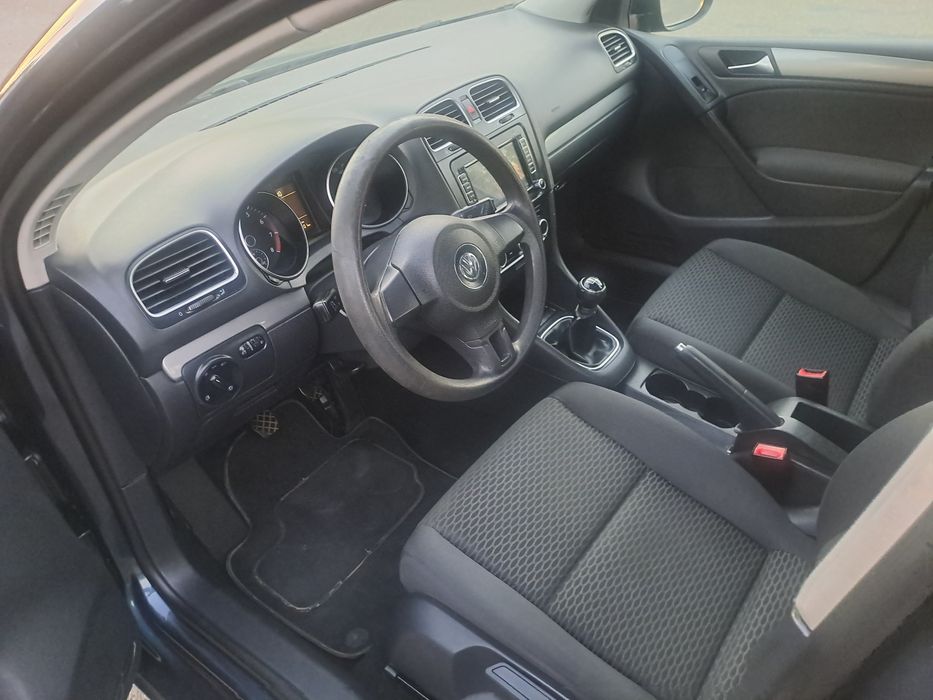 Volkswagen Golf 6 An 2010 Motor 1,4 MPI  Unic Proprietar