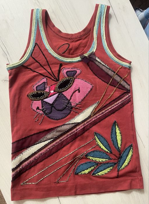 Маркови тениски, бански и сатенен комплект