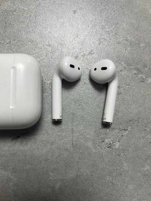 Airpods 2поколение