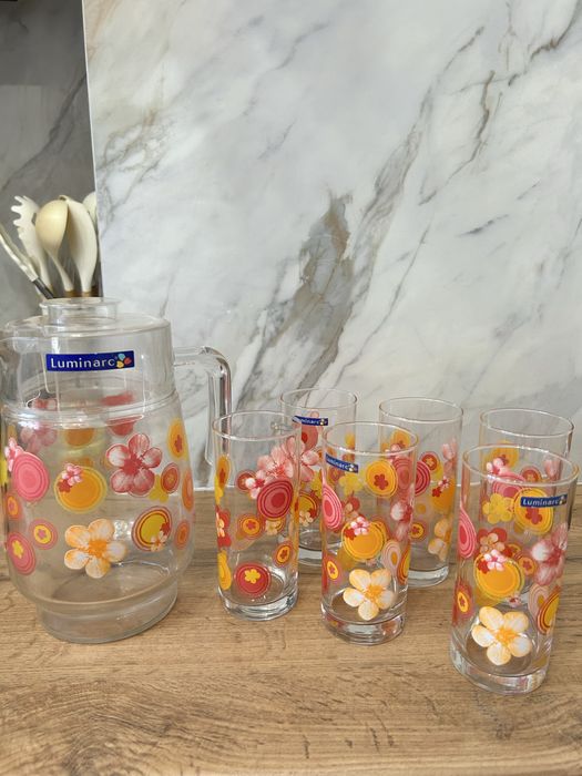 Продам графин + 6 стаканов