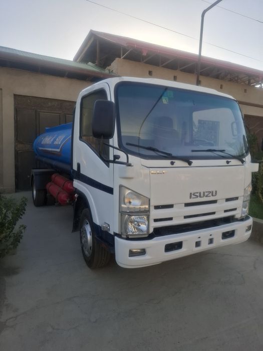 Isuzu vadavoz sotiladi