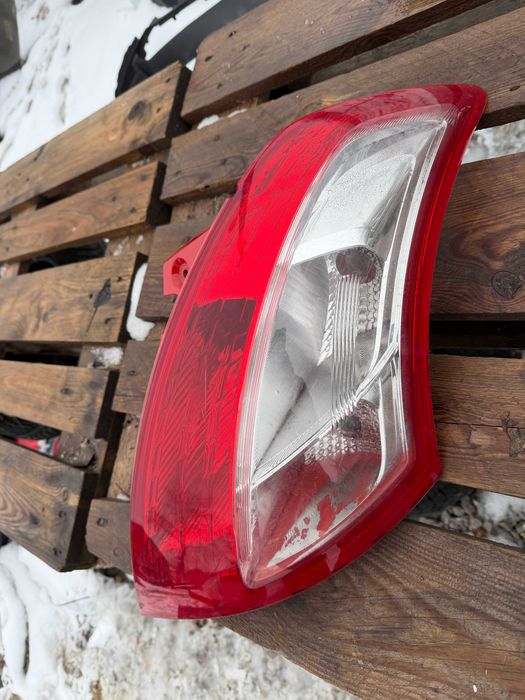 Стоп Suzuki Swift