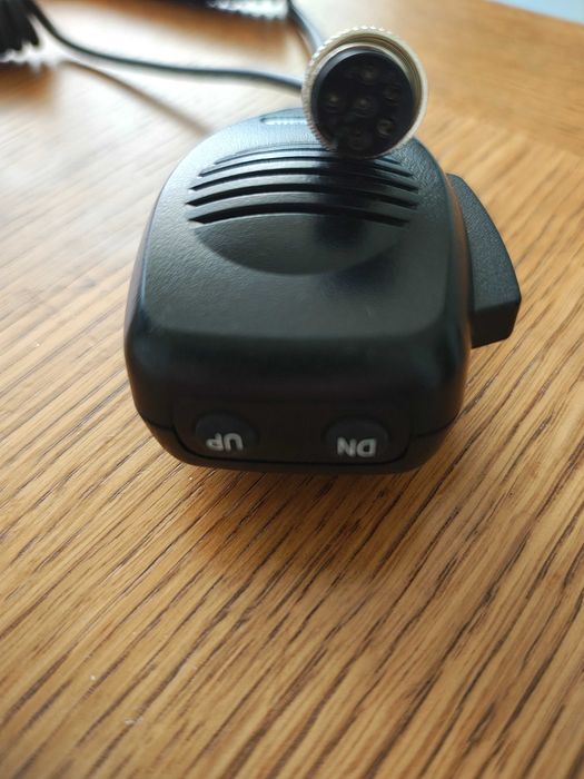 Vând microfon cb President