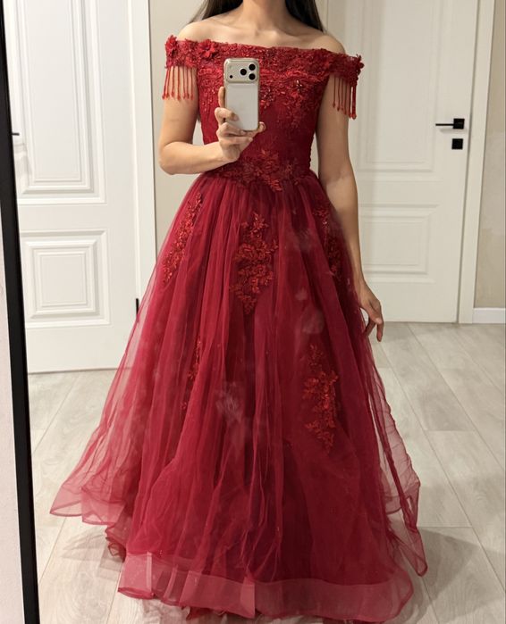 Продам платье для выпускного